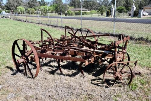 61 · Vintage Scarifier