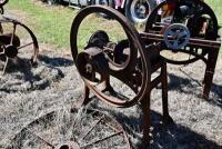 A Pair of Vintage Chaff Cutters - 9