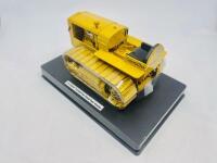 CATERPILLAR: A 1:16 scale Caterpillar Model 22 by Norscot, complete in original packaging - 5