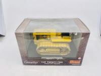 CATERPILLAR: A 1:16 scale Caterpillar Model 22 by Norscot, complete in original packaging - 9