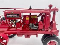 FARMALL: A 1:12 scale Farmall F-20 tractor by Franklin Mint, complete with original packaging. - 4