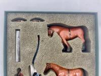 BRITAINS: A Britains Home Farm series 8704 forge set, complete with original packaging - 3