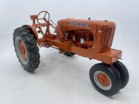 ALLIS CHALMERS: A 1:12 scale Allis Chalmers WC&nbsp;tractor by Franklin Mint - 2