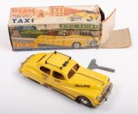 TRI-ANG: A nice c1950s Tri-ang Minic clockwork scale model No.2 Taxi, with key and original box