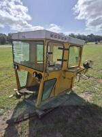 1970 Minneapolis-Moline/Oliver G1050 Tractor with Cabin - AMENDED - 31