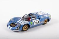 PORSCHE 910: An highly detailed Exoto Motorbox 1:18 scale 1966/67 Porsche Type 910 in Le Mans light blue model in original box - 3