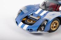 PORSCHE 910: An highly detailed Exoto Motorbox 1:18 scale 1966/67 Porsche Type 910 in Le Mans light blue model in original box - 4