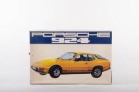 PORSCHE 924: A Bandai Mokei Co. 1:16 scale Porsche 924 model kit