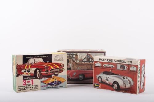 MODEL KITS: Three boxed Porsche model kits including 1/25 scale Revell Porsche Speedster, Tomy 356A Speedster & Palmer Plastics USA 1960 Porsche 356 kit