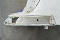 911 GUARDS: A pair of 1967-73 Porsche 911 front guards, white paintwork, some marks evident - 7