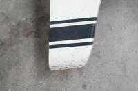 911 GUARDS: A pair of 1967-73 Porsche 911 front guards, white paintwork, some marks evident - 10