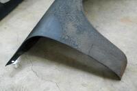 911 GUARDS: A pair of 1967-73 Porsche 911 or 912 front guards, unpainted, fuel filler panel missing - 8