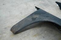 911 GUARDS: A pair of 1967-73 Porsche 911 or 912 front guards, unpainted, fuel filler panel missing - 9