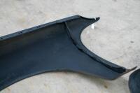 911 GUARDS: A pair of 1967-73 Porsche 911 or 912 front guards, unpainted, fuel filler panel missing - 16