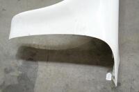 911 GUARDS: A pair of fibreglass 1970-73 Porsche 911 front guards, wide ST style - 10