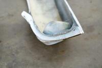 911 GUARDS: A pair of fibreglass 1970-73 Porsche 911 front guards, wide ST style - 13