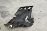 PORSCHE 911: A 1964-1969 Porsche 911 engine fan shroud cover, to suit carburettor model - 5