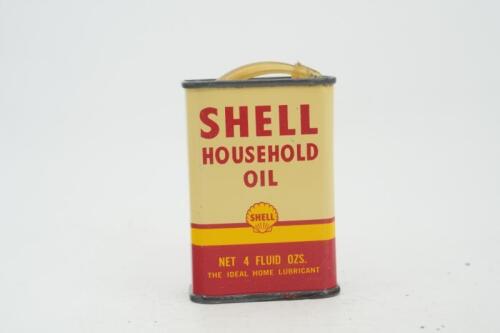SHELL: A Shell 'Household Oil' four fluid ounce oiler