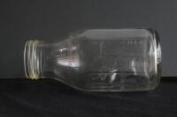 CASTROL: An original embossed Castrol Wakefield one imperial quart glass oil bottle&nbsp; - 4