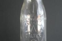 CALTEX: An original embossed Caltex one quart glass oil bottle&nbsp; - 2
