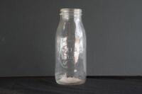 CALTEX: An original embossed Caltex one quart glass oil bottle&nbsp; - 4
