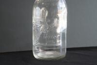 CASTROL: An original embossed Castrol Wakefield one imperial quart glass oil bottle&nbsp; - 2