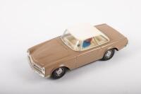 MERCEDES: A c1960s Tri-ang Scalextric No.C32 Mercedes 250 SL in brown with white roof