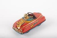 SAFARI HUNTER: A c1950s-1960s tin toy African Safari hunter car by Nomura Japan, friction driven, 9cm in length - 2