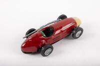 SCALEXTRIC 1957: A very scarce c1957 Scalextric by Minimodels, tin plate Maserati 250F in red with beige nose cone, #8 - 2