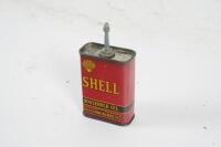 SHELL: A nice early Shell 'Household Oil' four fluid ounce oiler - 2