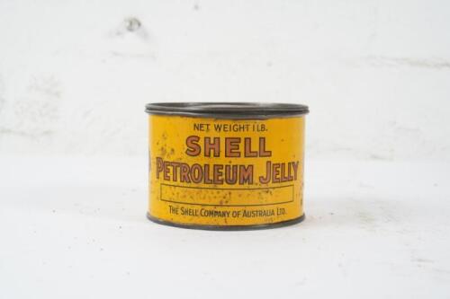 SHELL: An early Shell 'Petroleum Jelly' one pound tin, featuring an embossed clamshell to lid