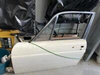 JAGUAR: A collection of XJ6 mechanical, trim and body parts NO RESERVE [Location: Berridale, NSW] SALE ROOM NOTICE - 2