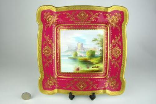 MINTON: A large Minton platter featuring Windsor Castle