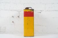 SHELL: A Shell one imperial gallon tin stamped 'Mould Oil' - 9