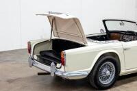 1962 Triumph TR4 Roadster [Location: Melbourne] - 9