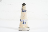 MOBIL: An original Mobiloil '40 AF' tin top pourer
