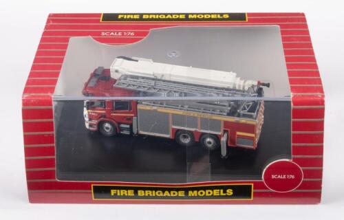 SCANIA: An Oxford Diecast 1:76 scale Scania Avon Fire & Rescue fire vehicle in original box
