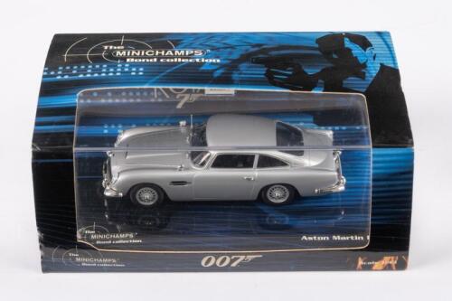 ASTON MARTIN: A Minichamps Bond Collection 'Casino Royale' 1:43 scale Aston Martin DB5 in original box