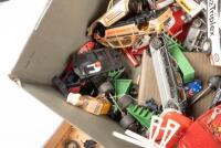 SCALEXTRIC: A large group of vintage Scalextric parts and accessories including car bodies, wheels, accessories and more - 4