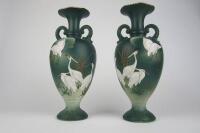VASES: A pair of oriental vases featuring cranes - 6