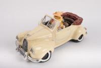 GUILLERMO FORCHINO: 'Ma Nouvelle Fiancee' comic art model car, limited edition, numbered '01614', by Guillermo Forchino, 35cm long, in original box - 2