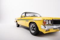 HOLDEN: An Autoart, 1:18 scale, limited edition [1821/2304], Holden HZ Sandman Utility in Jasmine yellow with blue stripes - 5
