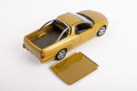 HOLDEN: A Classic Carlectables, 1:18 scale, limited edition [708/1500], 2002 Holden VU SS Ute in Hyper colour - 4
