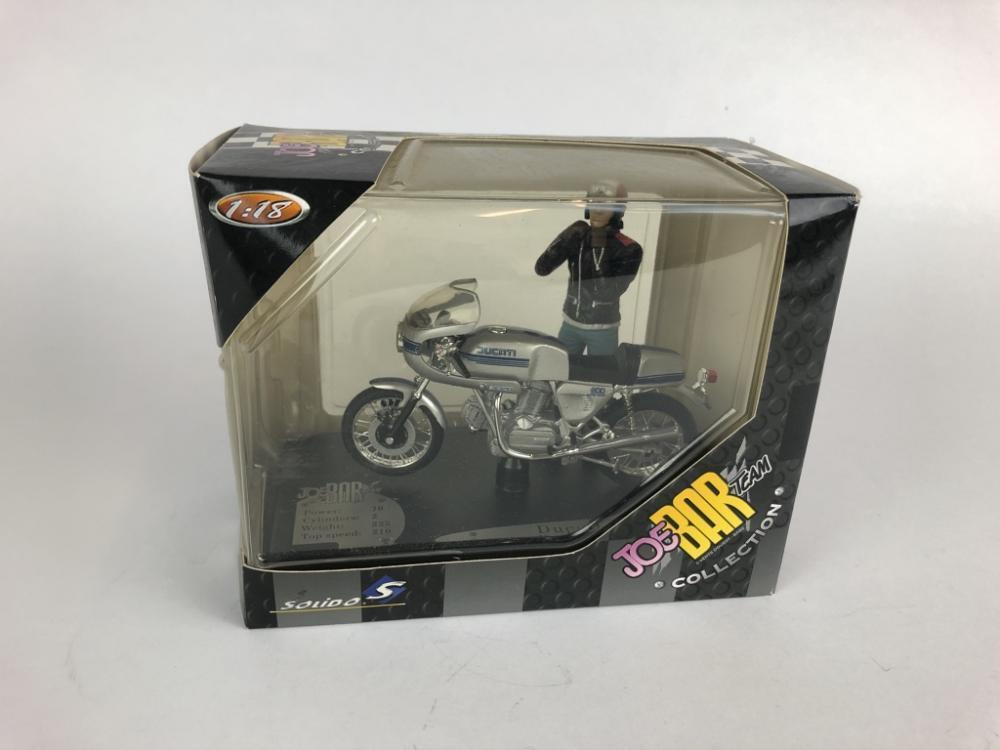 Joe Bar Team Tome 8 Modèle Réduit Ducati 900 SS Joe Bar Team 1/18