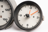GAUGES: A set of five 1967 Porsche 911 gauges, possibly 911 T - 4