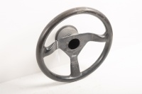 MOMO: An early Porsche 911 Momo steering wheel with boss - 2