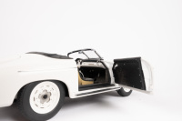 PORSCHE 356A: An Autoart 1:18 scale Porsche 356 A Speedster 'James Dean' car No.23F, in white paintwork, with opening parts - 3