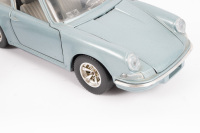 PORSCHE MODELS: Three 1:24 scale Porsche models - 2