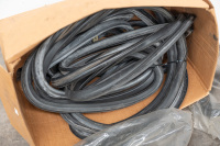 DOOR RUBBERS: A box of assorted door rubbers & windscreen seals to suit Porsche 911 (1966-86) - 2