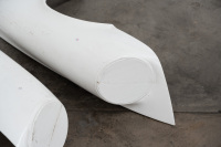 FRONT GUARDS: A pair of circa 1974-89 Porsche 911 fibreglass front guards - 2
